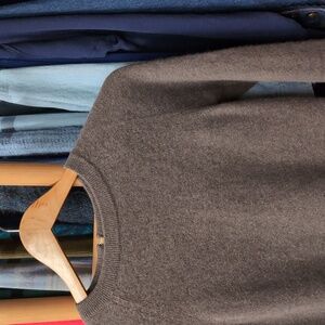 100% Cashmere Sweater w/ Back Zipper By Jones & New York